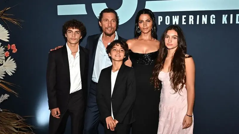 Matthew McConaughey, wife, and kids